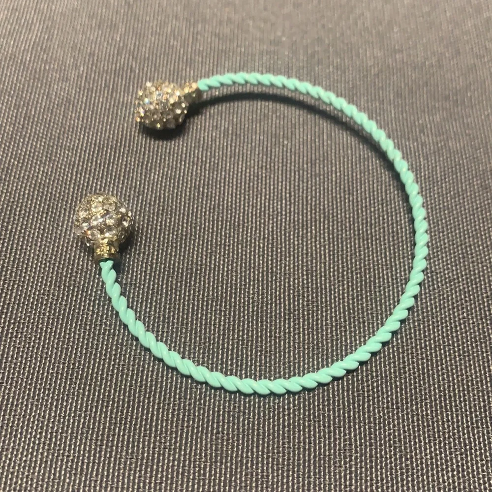 ⭐️Final Price⭐️ Pavé Tiffany blue bracelet - Picture 2 of 6